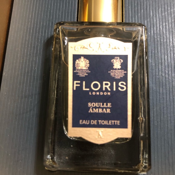 FLORES LONDON FRAGRANCE TRAVEL COLLECTION FOR HER - Picture 3 of 7